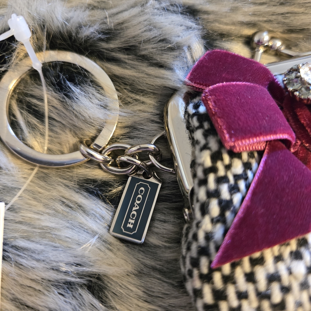 reserved Coach Houndstooth Coin Purse Swarovski Gem Charm & Pink Velvet Bow - Picture 5 of 8